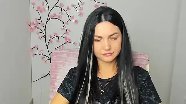 Lune Moon online show from 04/11/26, 05:37