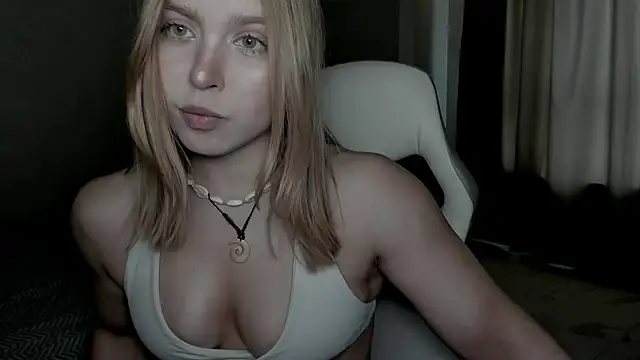 Snapshot of VanillaLivitski chatting on 09/27/25, 11:16 VanillaLivitski online show from 09/27/25, 11:16