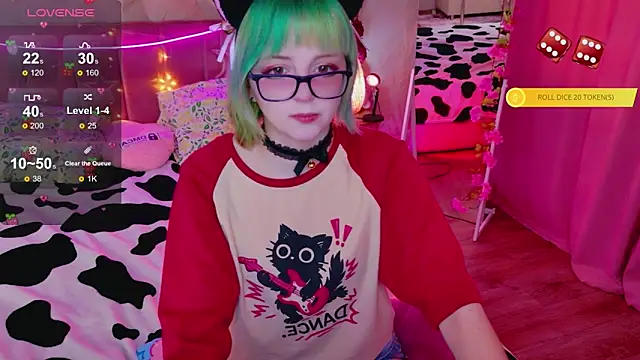 CoralineYoung online show from 04/25/26, 07:11