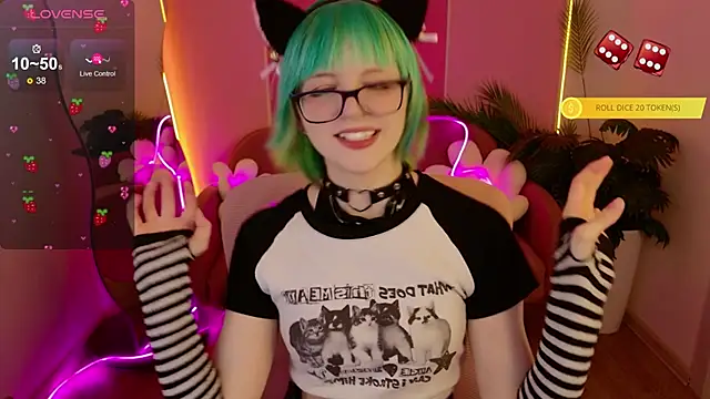 CoralineYoung online show from 03/10/26, 07:45