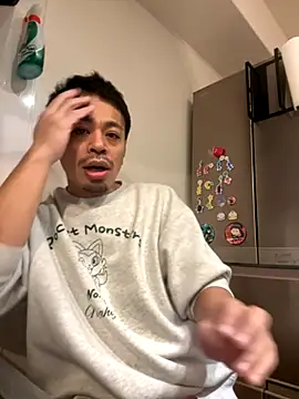 muut1215 online show from 11/18/25, 06:11