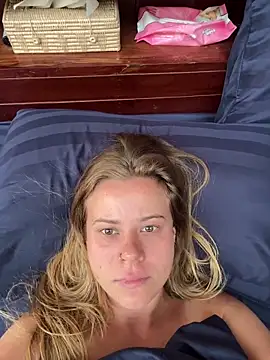 Stellamarbella online show from 04/10/26, 12:17