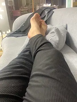 Snapshot of sesa12 chatting on 11/04/25, 09:29 sesa12 online show from 11/04/25, 09:29