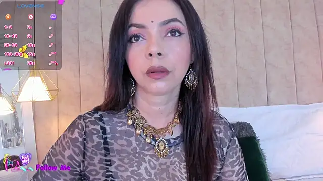 Snapshot of Anantaa_ chatting on 05/25/26, 12:04 Anantaa online show from 05/25/26, 12:04