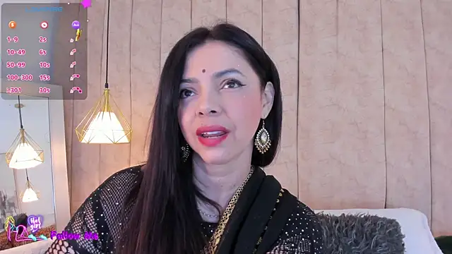 Snapshot of Anantaa_ chatting on 06/11/26, 12:24 Anantaa online show from 06/11/26, 12:24