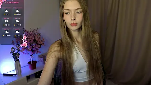 holylisssa online show from 11/18/25, 07:22