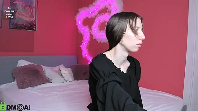 Lisbeth  Salander online show from 12/15/25, 02:39