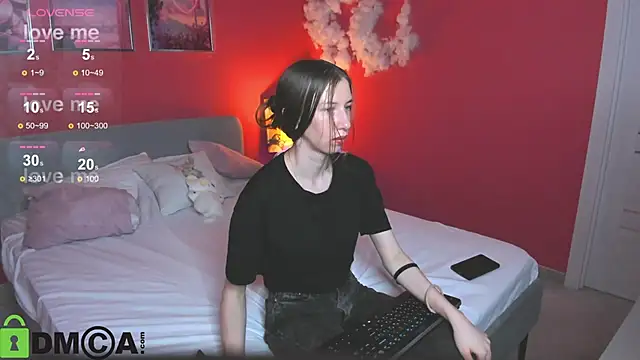 Lisbeth  Salander online show from 09/22/25, 02:39