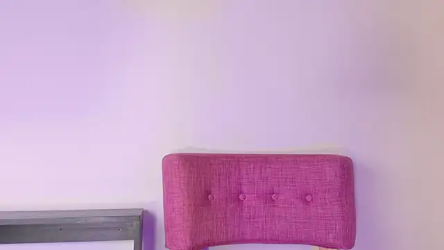 Snapshot of KITY_HILL chatting on 10/19/25, 04:37 KITY HILL online show from 10/19/25, 04:37