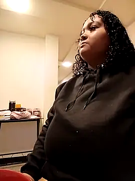 KITY HILL online show from 04/18/26, 01:30