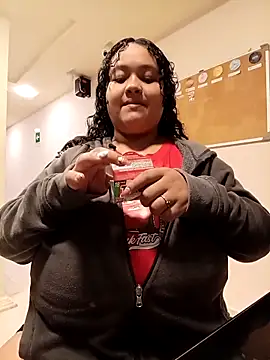 KITY HILL online show from 03/23/26, 01:28