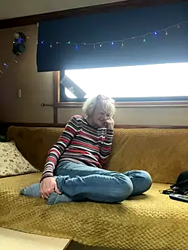 ladyboatlady online show from 12/17/25, 01:05