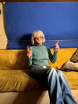 ladyboatlady online show from 10/27/25, 08:21