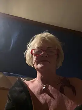 ladyboatlady online show from 11/26/25, 06:57