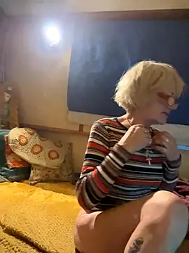 ladyboatlady online show from 11/25/25, 05:35