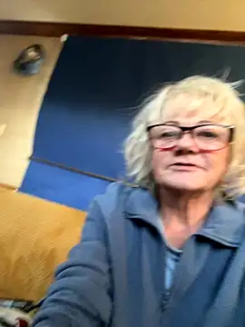 ladyboatlady online show from 11/03/25, 03:48