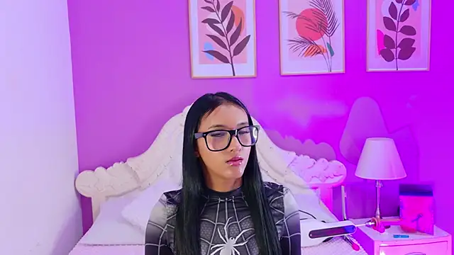 SamantaKane online show from 04/07/26, 03:41