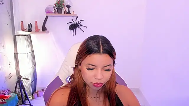 scarlett enjoy1 online show from 10/29/25, 01:10