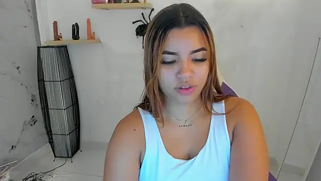 Snapshot of scarlett_enjoy1 chatting on 10/11/25, 02:56 scarlett enjoy1 online show from 10/11/25, 02:56
