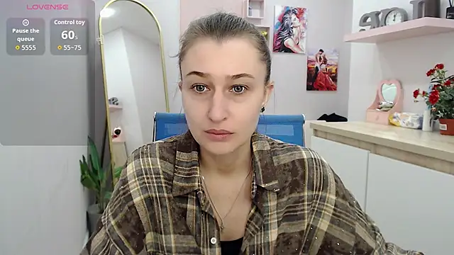 Snapshot of muriel_elvin chatting on 10/27/25, 09:21 muriel elvin online show from 10/27/25, 09:21