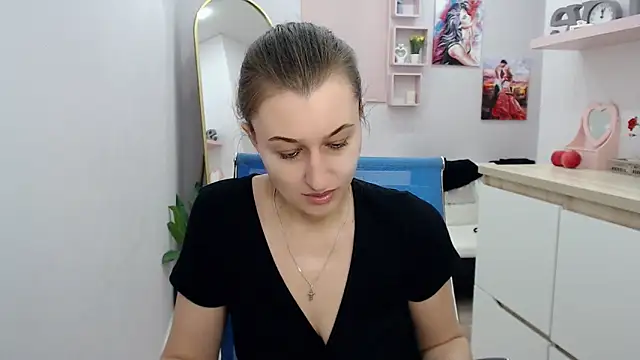 Snapshot of muriel_elvin chatting on 09/10/25, 06:45 muriel elvin online show from 09/10/25, 06:45