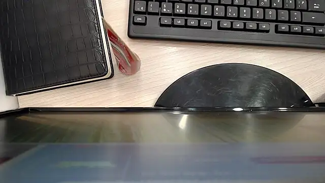 Snapshot of muriel_elvin chatting on 12/05/25, 08:13 muriel elvin online show from 12/05/25, 08:13