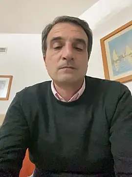 Snapshot of sasatimido chatting on 04/18/26, 11:05 sasatimido online show from 04/18/26, 11:05