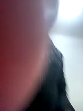 sasatimido online show from 10/10/25, 04:24