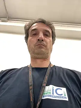 Snapshot of sasatimido chatting on 06/03/26, 02:33 sasatimido online show from 06/03/26, 02:33
