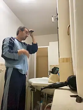 sasatimido online show from 10/31/25, 05:15