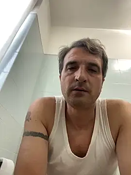 Snapshot of sasatimido chatting on 06/20/26, 04:17 sasatimido online show from 06/20/26, 04:17