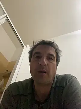 Snapshot of sasatimido chatting on 05/11/26, 03:52 sasatimido online show from 05/11/26, 03:52