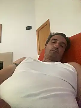 Snapshot of sasatimido chatting on 07/16/26, 02:36 sasatimido online show from 07/16/26, 02:36