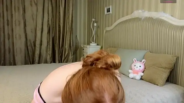 Juuulia  online show from 10/29/25, 02:27