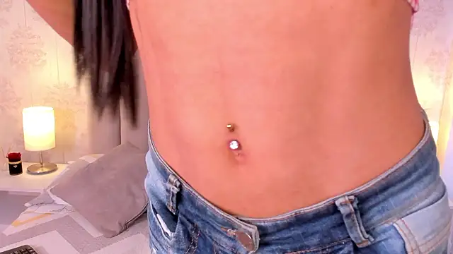 ShaynaHosk online show from 03/10/26, 03:32