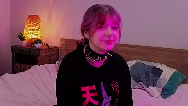 Snapshot of TaiteBeat chatting on 09/18/25, 06:00 TaiteBeat online show from 09/18/25, 06:00