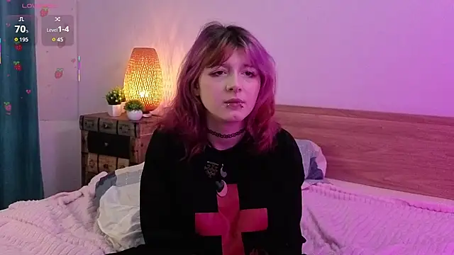 Snapshot of TaiteBeat chatting on 09/21/25, 06:13 TaiteBeat online show from 09/21/25, 06:13