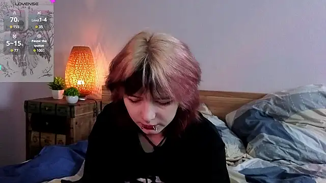 Snapshot of TaiteBeat chatting on 10/06/25, 05:46 TaiteBeat online show from 10/06/25, 05:46