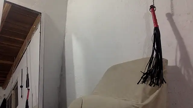 Snapshot of indomitaFox chatting on 02/03/26, 03:26 indomitaFox online show from 02/03/26, 03:26