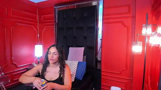 bellarivera  online show from 04/06/26, 06:42