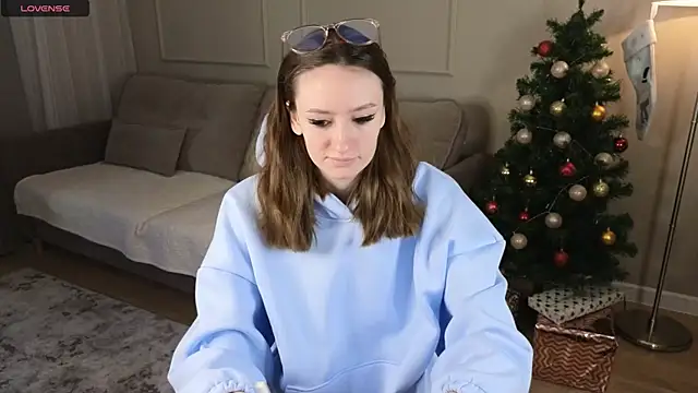 cutienaughtygirl online show from 01/14/26, 07:01