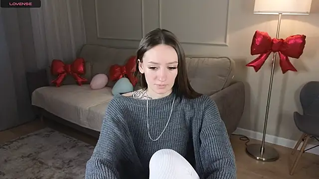 cutienaughtygirl online show from 02/15/26, 10:03