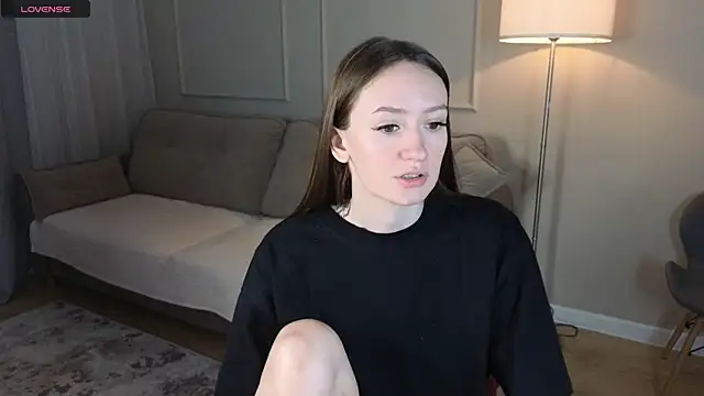 cutienaughtygirl online show from 04/27/26, 08:45