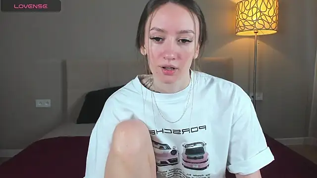 cutienaughtygirl online show from 04/16/26, 09:32