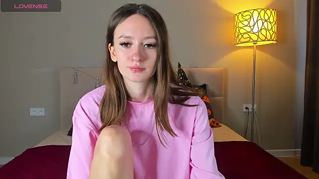 cutienaughtygirl online show from 10/25/25, 09:30