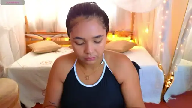 loreaniss online show from 10/25/25, 08:31