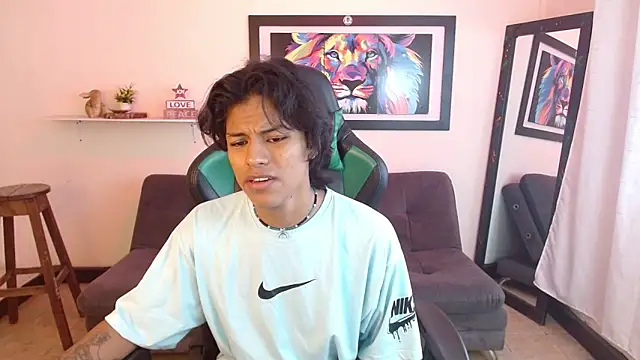 dreyk20 online show from 10/27/25, 01:56