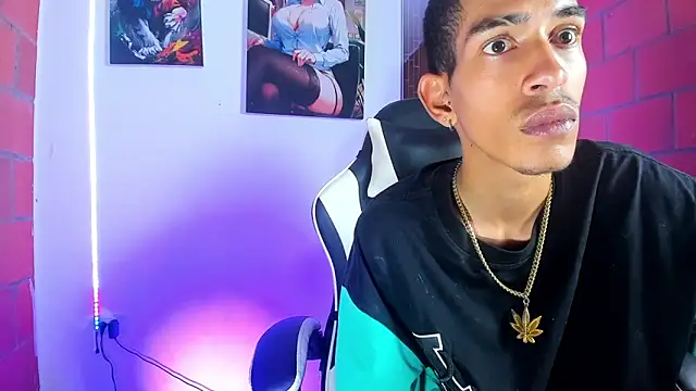 briamhoconor xh online show from 03/11/26, 04:06