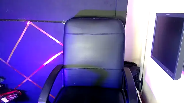 Kylie Moan online show from 12/02/25, 02:23