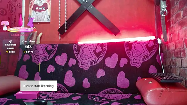 Kylie Moan online show from 09/10/25, 03:27